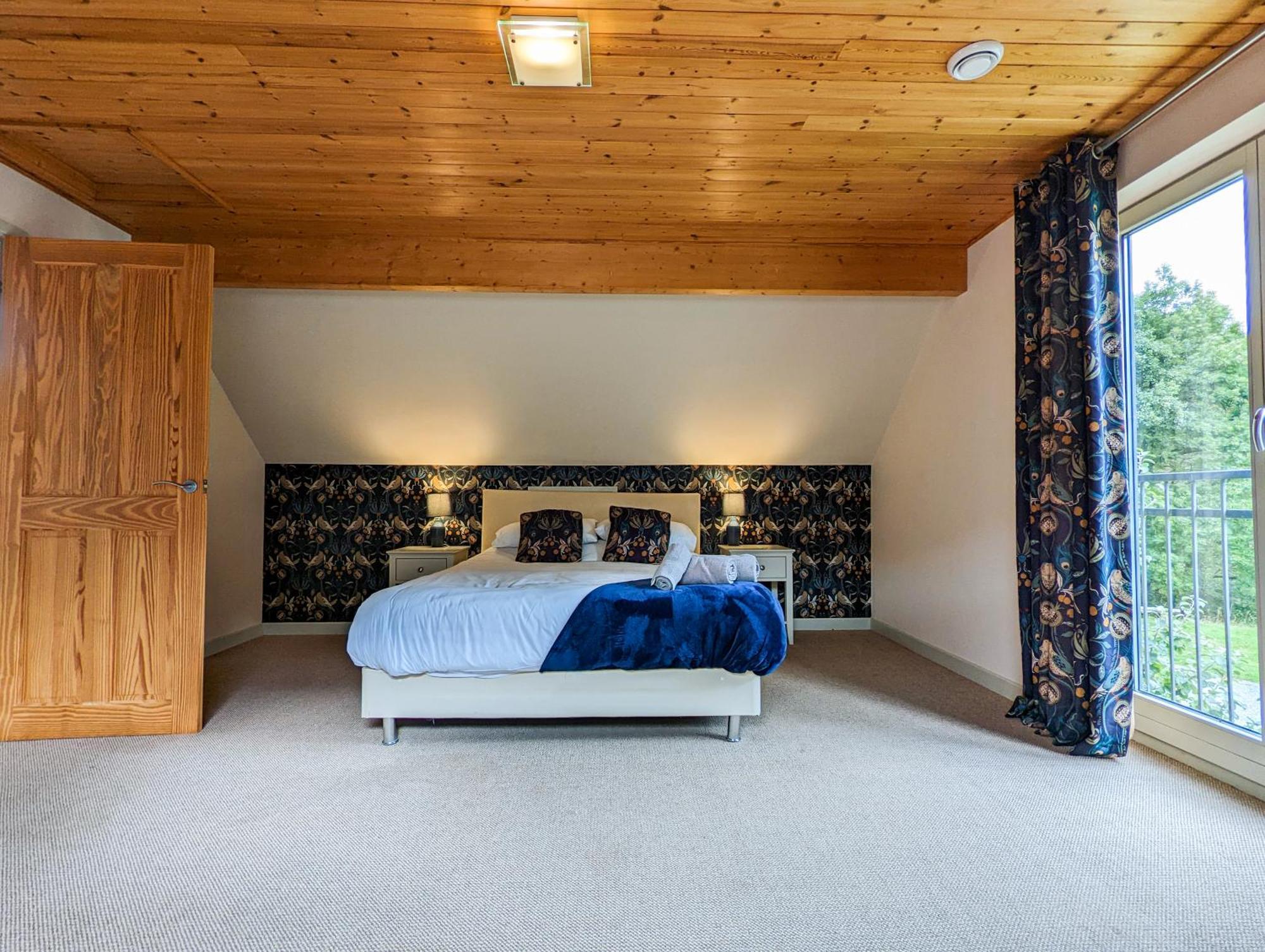 Elm Escapes Villa Knighton  Kamer foto